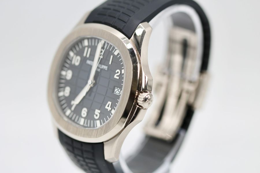 Patek Philippe Aquanaut 5168G-001
